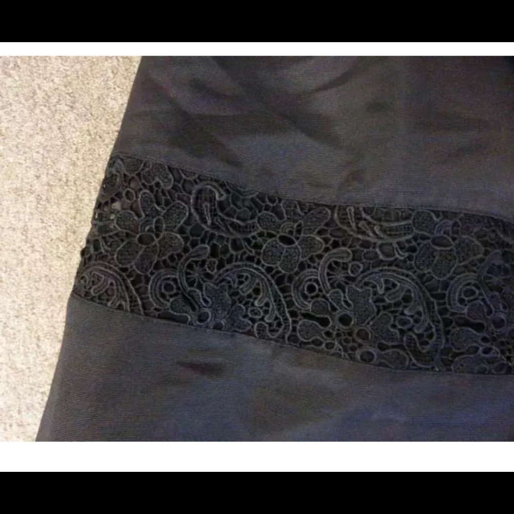 EXPRESS Pleated A-Line Circle Skirt Crochet Lace - Picture 2 of 6